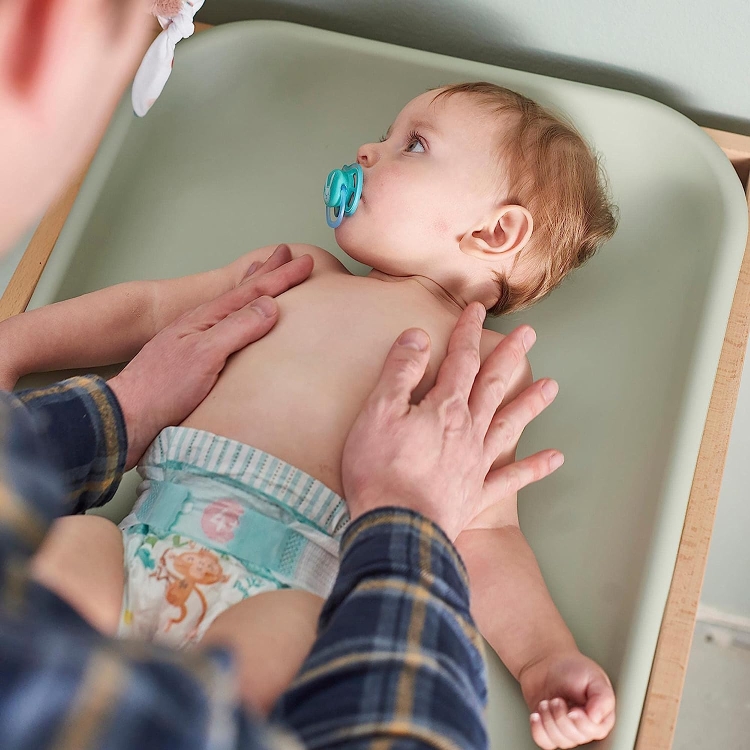 Nattou Silikonowa mata do przewijania Softy Pianka PU beżowa