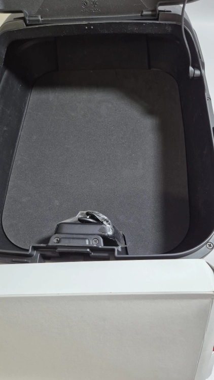 Klickfix 2179813300 CityBox na bagażnik czarny, 34,5 x 44 x 23  z zamkiem