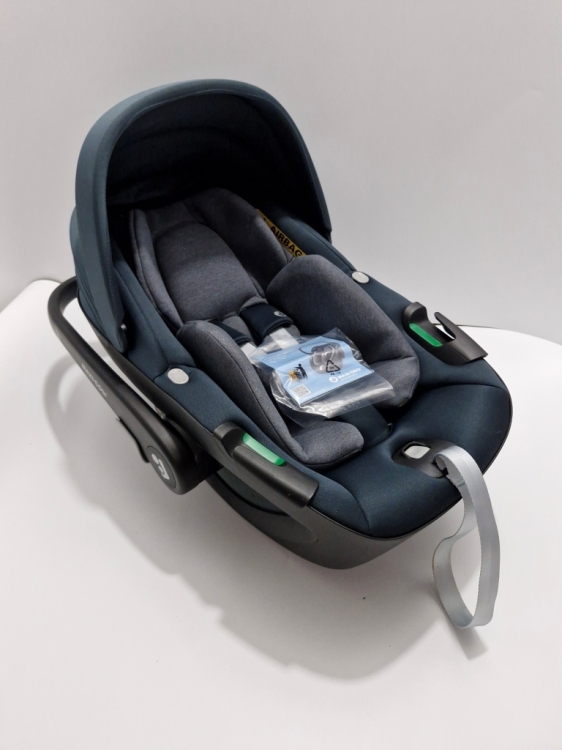 Maxi-Cosi Pebble 360 i-Size fotelik samochodowy 0-15 m do bazy 360 obrotowej