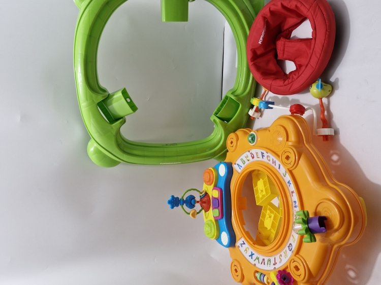 FOPPAPEDRETTI Playgio chodzik dla dziecka interaktywny do nauki chodzenia centrum zabaw
