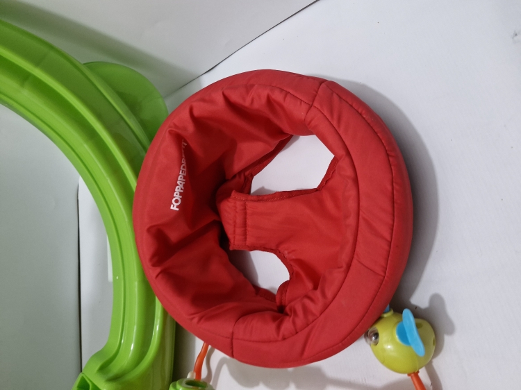 FOPPAPEDRETTI Playgio chodzik dla dziecka interaktywny do nauki chodzenia centrum zabaw