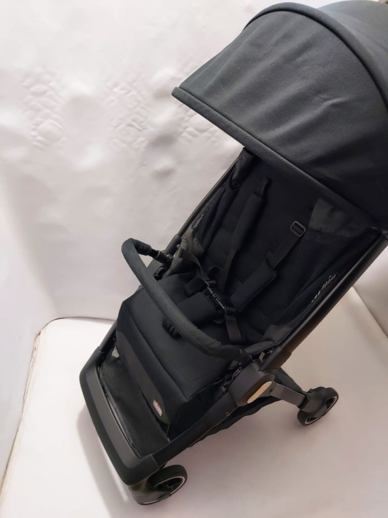 CHICCO WE wózek spacerowy mały LEKKI DO 22 KG używany