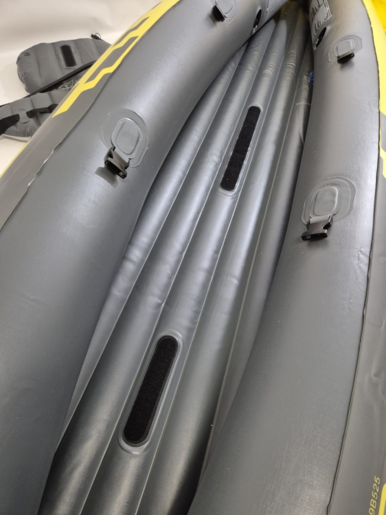 Intex Explorer K2 kajak dla 2 osób z wiosłami i pompką używany