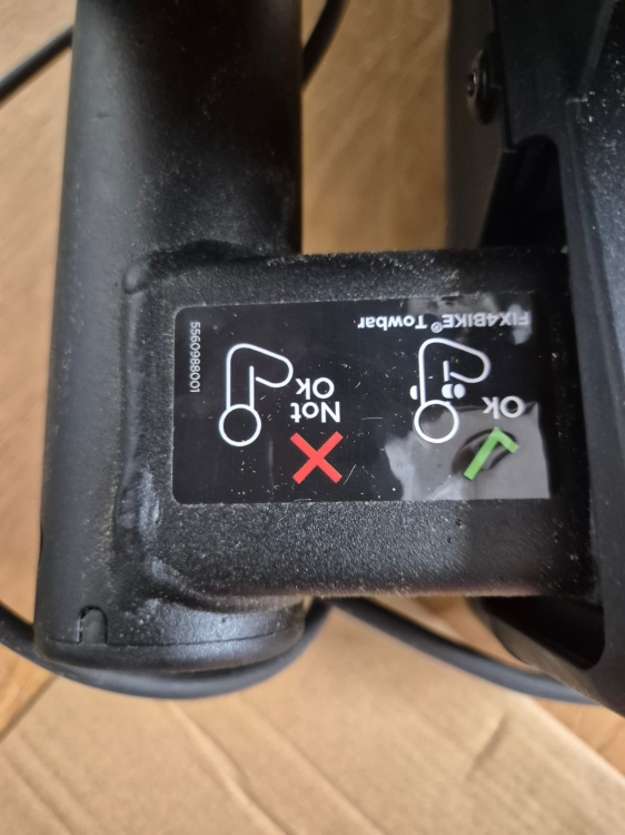 Platforma rowerowa THULE EasyFold XT F 2 9655 (na 2 rowery) na hak