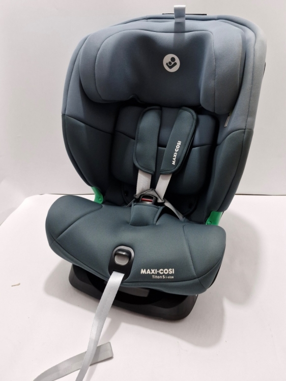 Maxi Cosi Titan S i-Size fotelik samochodowy 9-36 kg używany