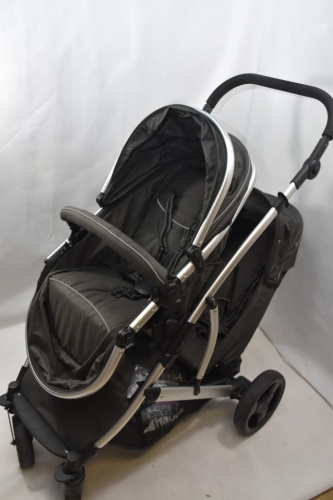 Używany HAUCK Wózek podwójny dla rodzeństwa DUETT 2 black rok po roku