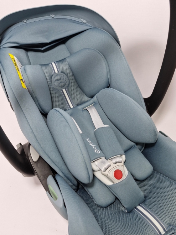 CYBEX Gold fotelik samochodowy Cloud G i-Size Plus 40 - 87 cm  do 13 kg