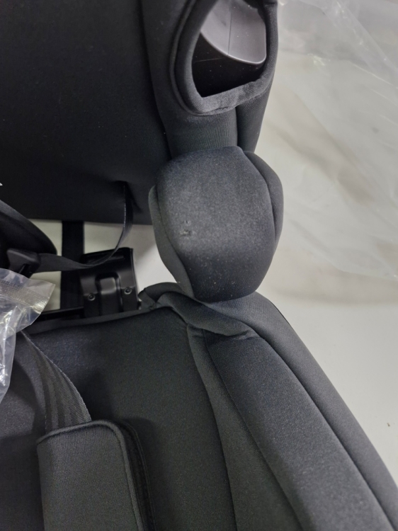 Outlet Graco Eldura R129 fotelik samochodowy(76-145 cm - 15 miesięcy do około 12 lat)