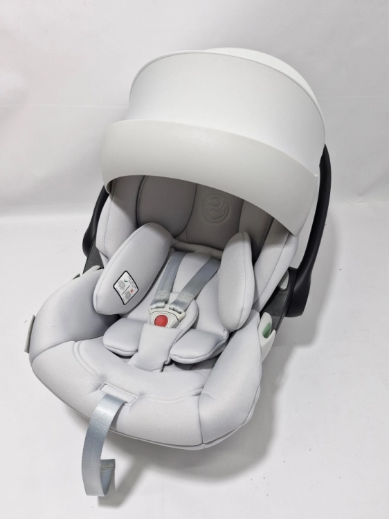Używany CYBEX Gold fotelik samochodowy Cloud G i-Size  40 - 87 cm  do 13 kg