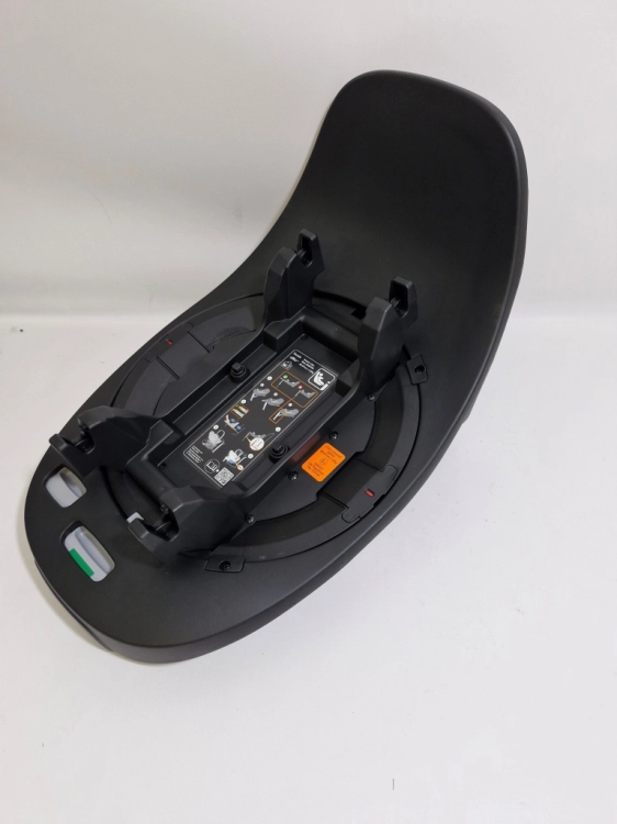 Outlet Baza do fotelika Moxie I-Size z ISOFIX obrotowa Lionelo Moxie Base