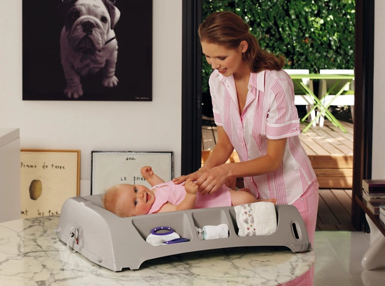 OK Baby Przewijak sztywny składany wielofunkcyjny Flat na wannę na łóżeczko uniwersalny