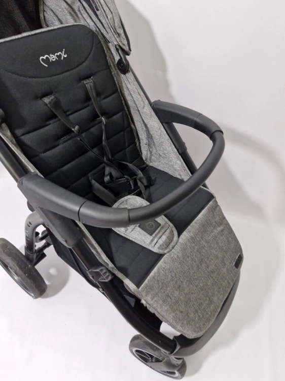 Używany MoMi MIYA EVA wózek spacerowy do 22 kg