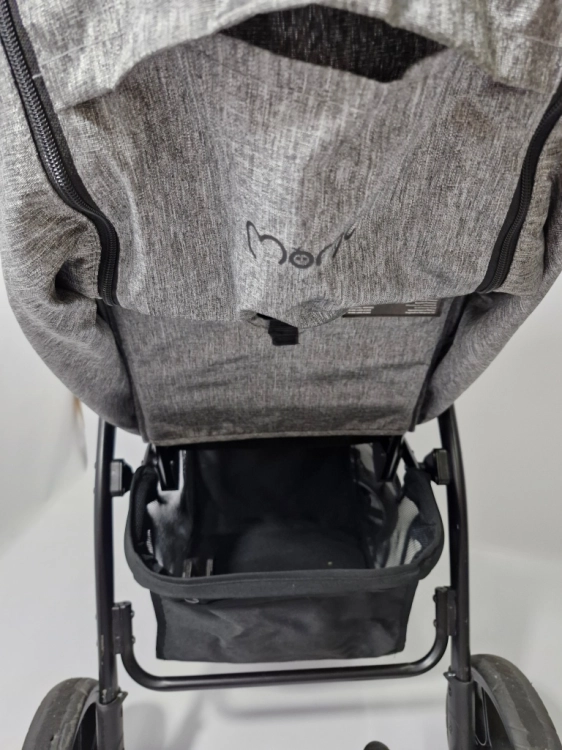 Używany MoMi MIYA EVA wózek spacerowy do 22 kg