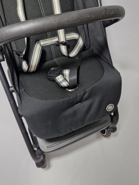 Używany Cybex Beezy Wózek Spacerowy do 22 kg lekki kompaktowy
