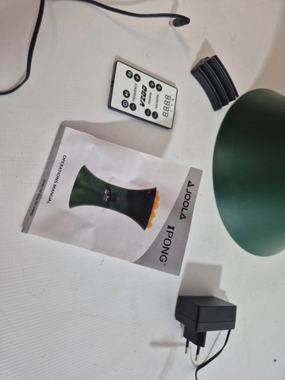 Używany JOOLA iPong V200 – robot do tenisa stołowego