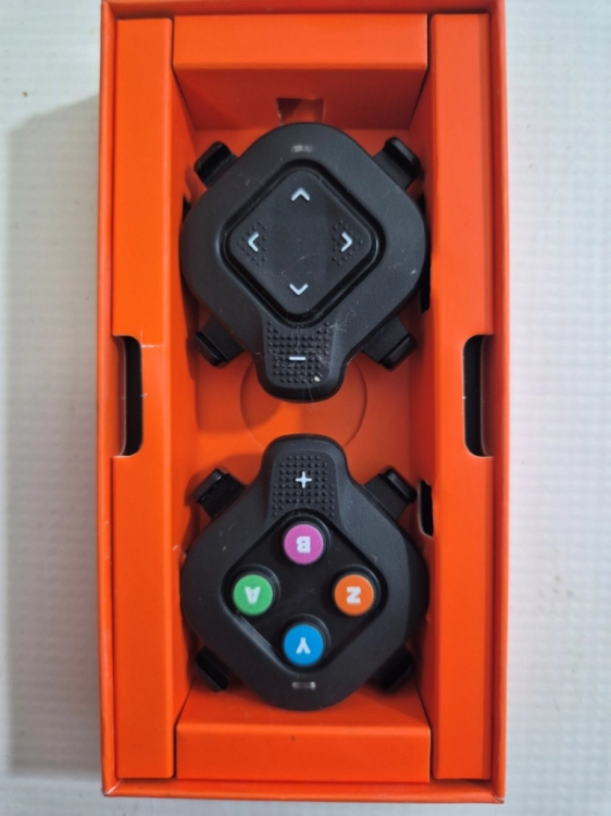Używany Wahoo Fitness KICKR CORE 2 ZWIFT COG AND CLICK trenażer rowerowy