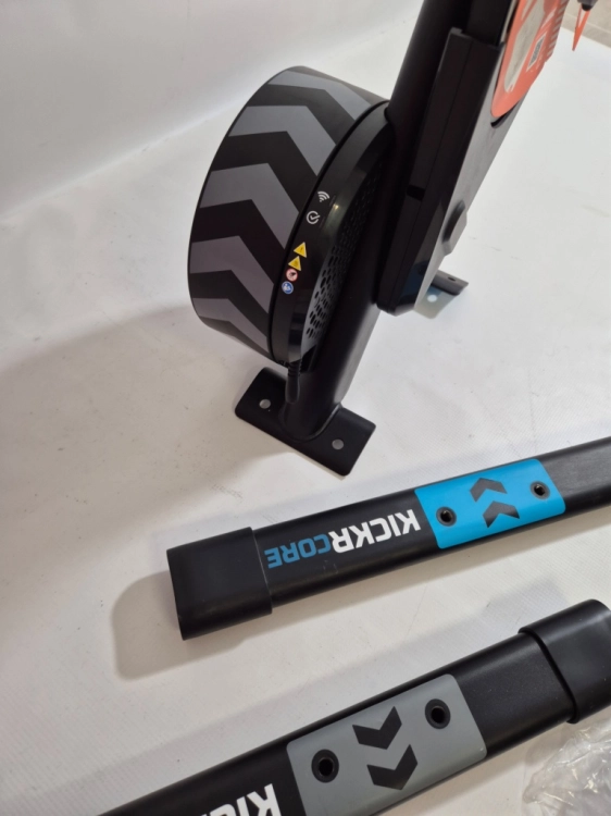 Używany Wahoo Fitness KICKR CORE 2 ZWIFT COG AND CLICK trenażer rowerowy
