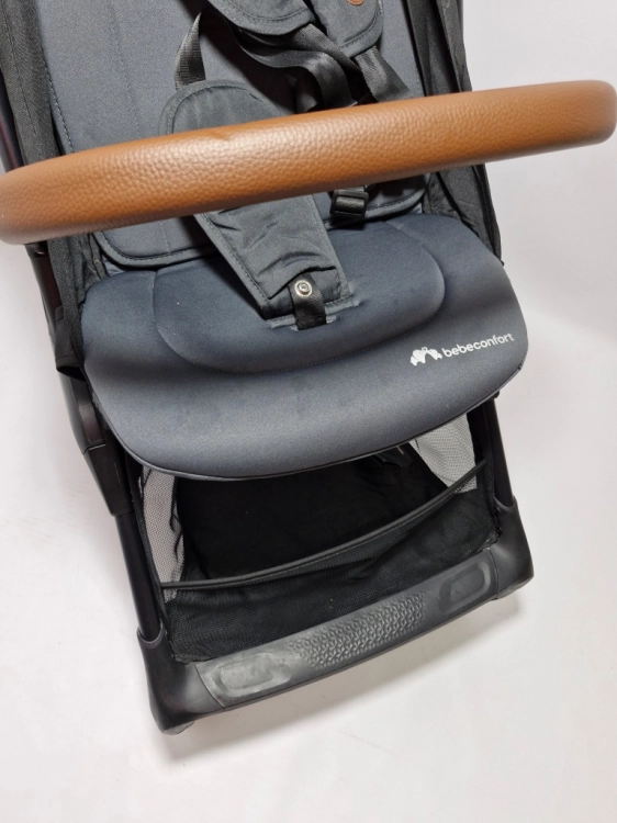 Używany Bebeconfort Zephir, kompaktowy wózek dziecięcy, 0–4 lata (do 22 kg), lekki wózek podróżny (5.6 kg)