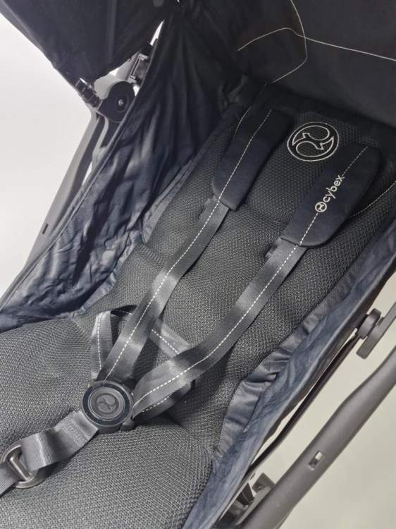 Używany Cybex LIBELLE 2.0 wózek spacerowy do 22 kg kompaktowy mały lekki