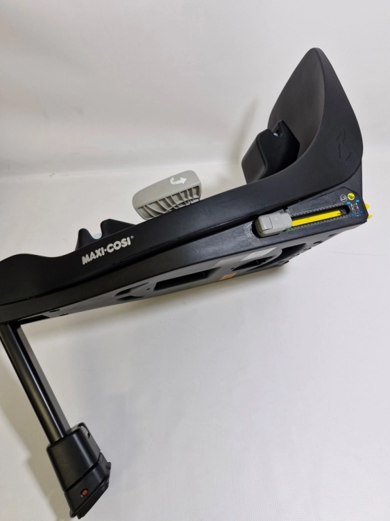 Outlet Maxi Cosi FAMILYFIX 360 - obrotowa baza isofix ekspozycja