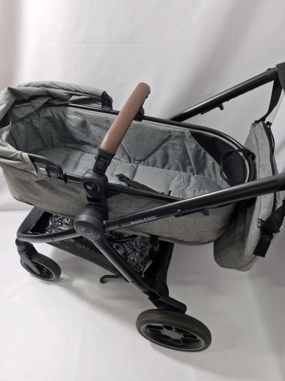 Używany Maxi Cosi Zelia S 3w1 wózek spacerowy gondola używany