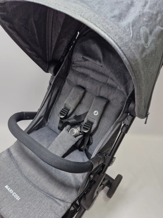 Używany Maxi Cosi wózek spacerowy Lara 2 kompaktowy 6,8kg
