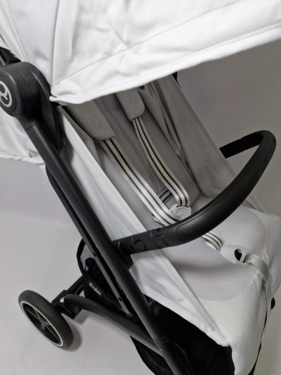 Używany Cybex Beezy 2.0 Wózek Spacerowy do 22kg Fog Grey