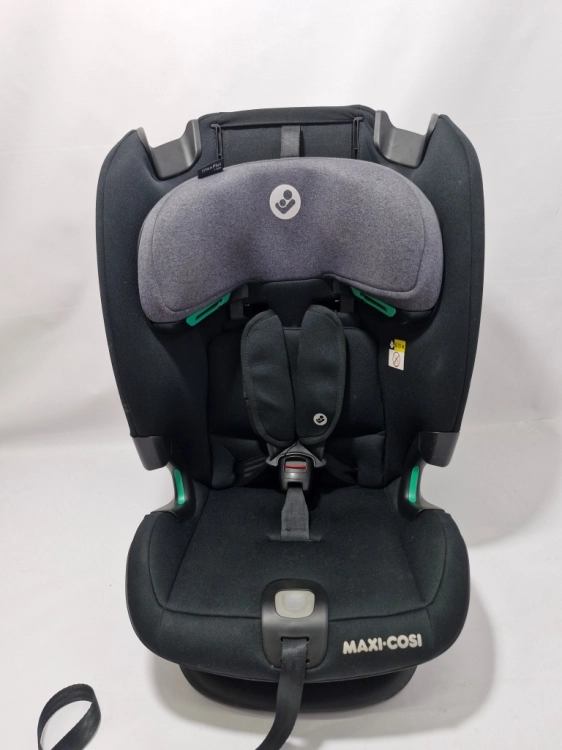 Używany MAXI COSI Titan Plus i-Size Fotelik samochodowy 9-50 isofix