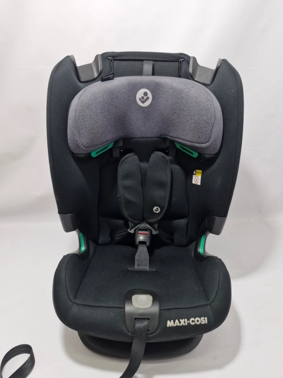 Używany MAXI COSI Titan Plus i-Size Fotelik samochodowy 9-50 isofix