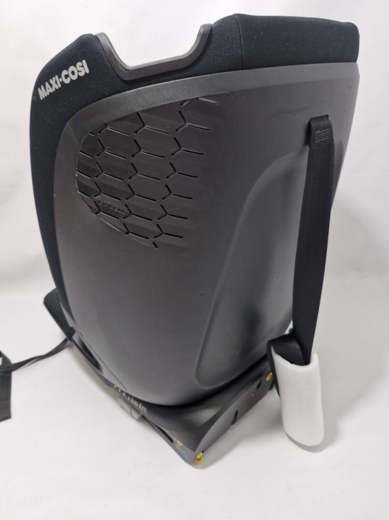 Używany MAXI COSI Titan Plus i-Size Fotelik samochodowy 9-50 isofix