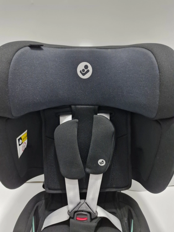 Używany Maxi Cosi Nomad XL Plus - składany fotelik samochodowy 76-150 cm