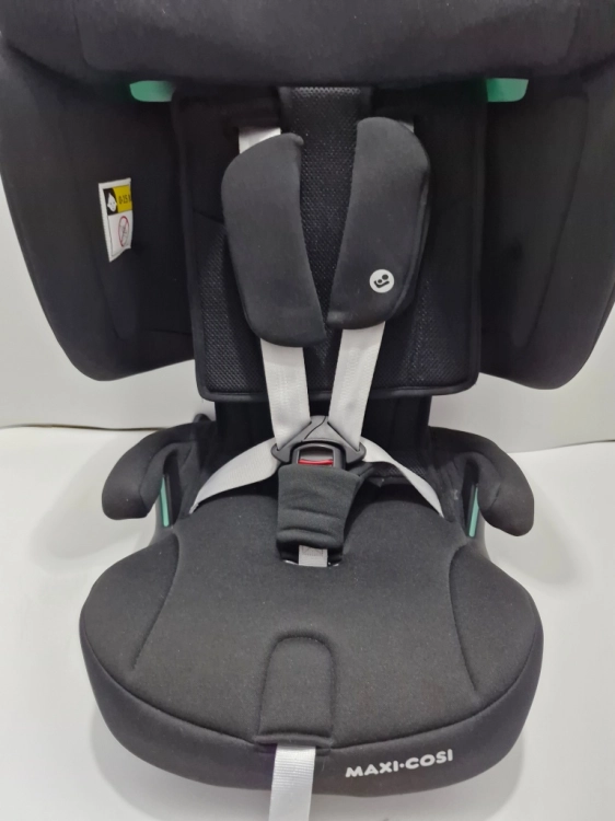 Używany Maxi Cosi Nomad XL Plus - składany fotelik samochodowy 76-150 cm