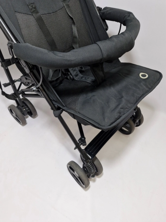 Używany  Wózek spacerowy Lionelo Elia typ parasolka do 15 kg