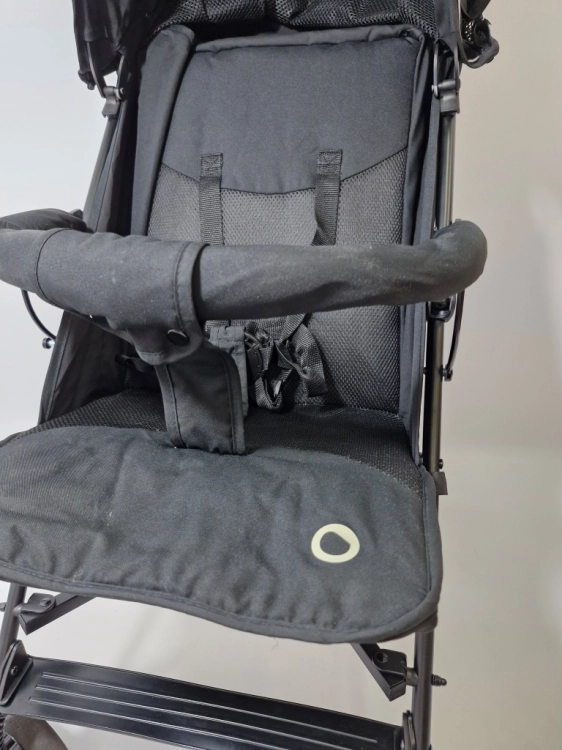 Używany  Wózek spacerowy Lionelo Elia typ parasolka do 15 kg