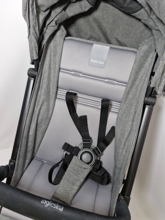 Używany WÓZEK SPACEROWY INGLESINA Sketch lekki 6,9 kompaktowy