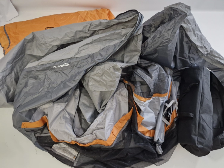 Używany Amazon Basics Tent namiot 4 osobowy