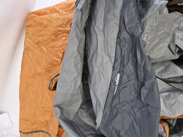 Używany Amazon Basics Tent namiot 4 osobowy