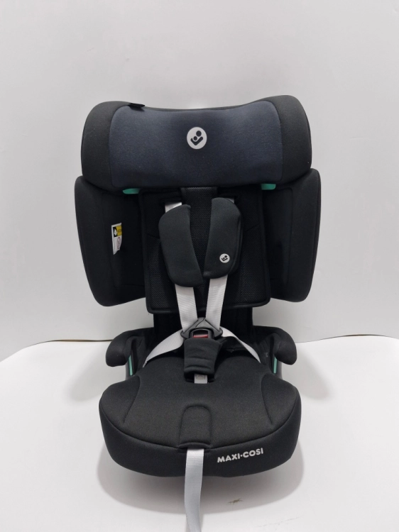 Używany Maxi Cosi Nomad XL Plus - składany fotelik samochodowy 76-150 cm