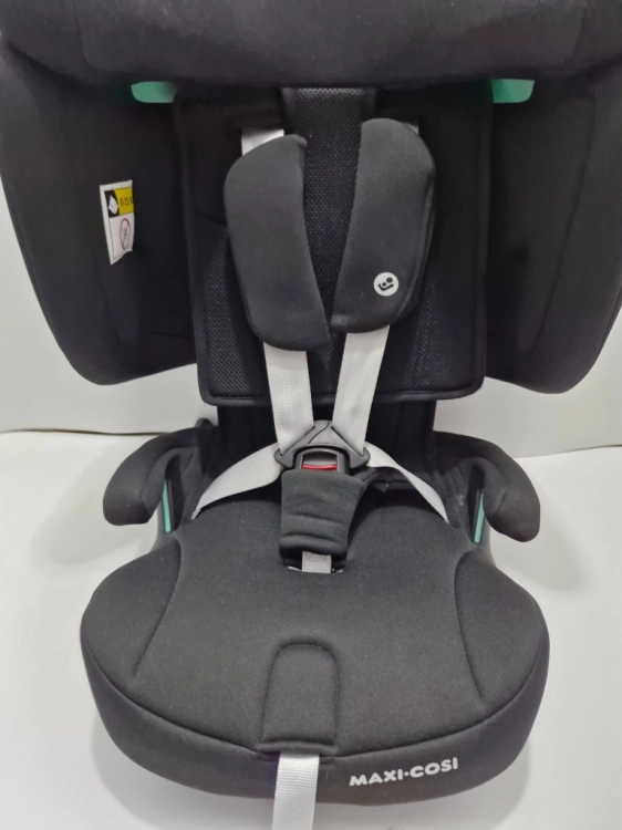 Używany Maxi Cosi Nomad XL Plus - składany fotelik samochodowy 76-150 cm