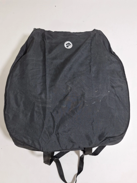 Używany Maxi Cosi Nomad XL Plus - składany fotelik samochodowy 76-150 cm