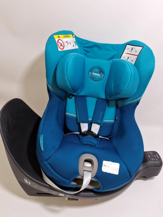 Używany Fotelik samochodowy Cybex Sirona S2 i size 0-18 fotelik obrotowy  isofix