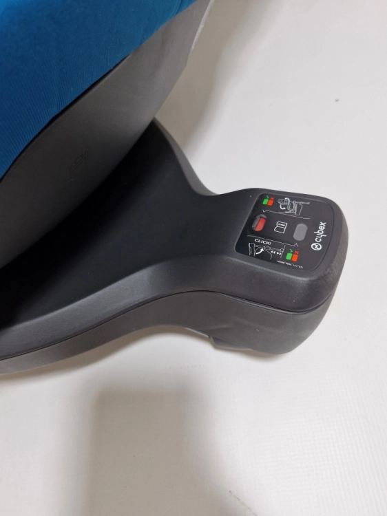 Używany Fotelik samochodowy Cybex Sirona S2 i size 0-18 fotelik obrotowy  isofix