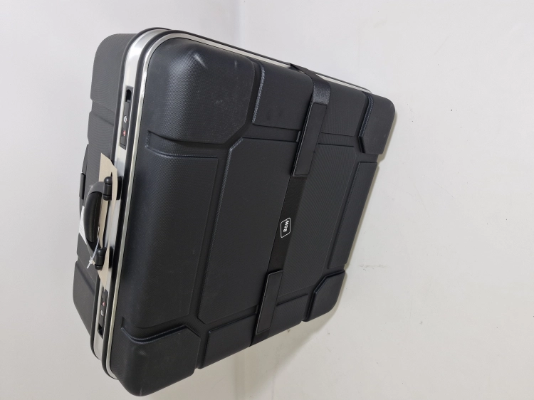 Walizka na rower B&W International Etui składane - czarne BW Outdoor Cases