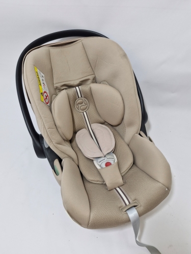 Używany CYBEX Gold fotelik samochodowy Cloud G i-Size Plus 40 - 87 cm  do 13 kg