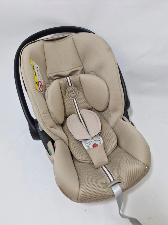 Używany CYBEX Gold fotelik samochodowy Cloud G i-Size Plus 40 - 87 cm  do 13 kg