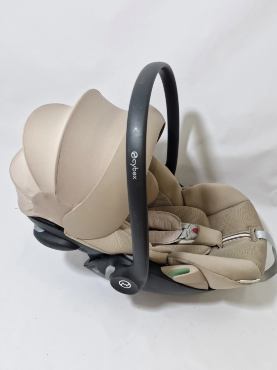 Używany CYBEX Gold fotelik samochodowy Cloud G i-Size Plus 40 - 87 cm  do 13 kg