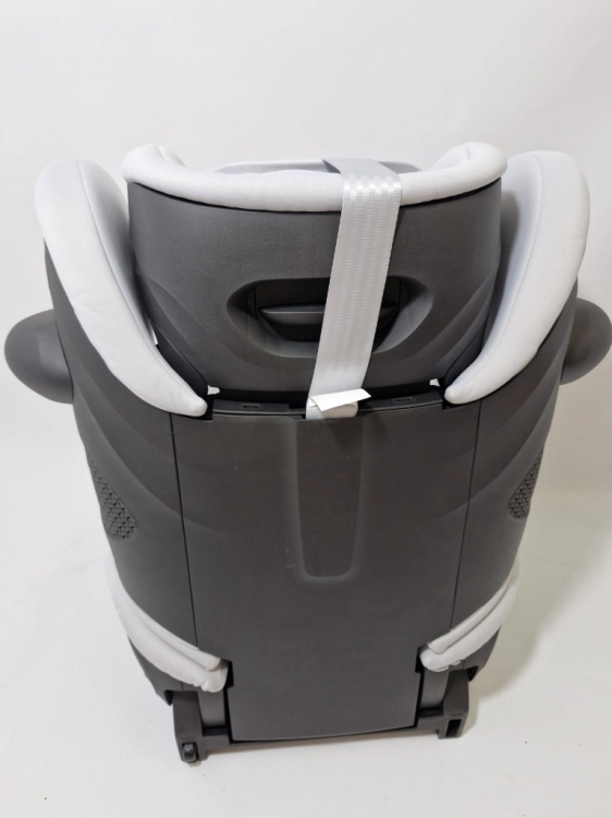 Używany Cybex Pallas G2 i size fotelik samochodowy 76-150 cm 9-50 kg