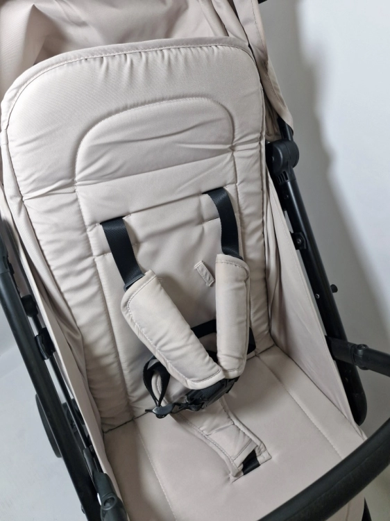 Używany hauck wózek spacerowy Travel N Care dla dzieci ładowność do 25 kg lekka kompaktowa używany