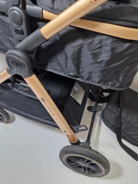 Używany Kinderkraft Esme 2w1 - wózek głęboko-spacerowy BEZ FOTELIKA