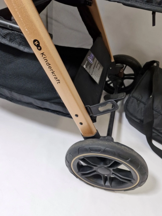 Używany Kinderkraft Esme 2w1 - wózek głęboko-spacerowy BEZ FOTELIKA